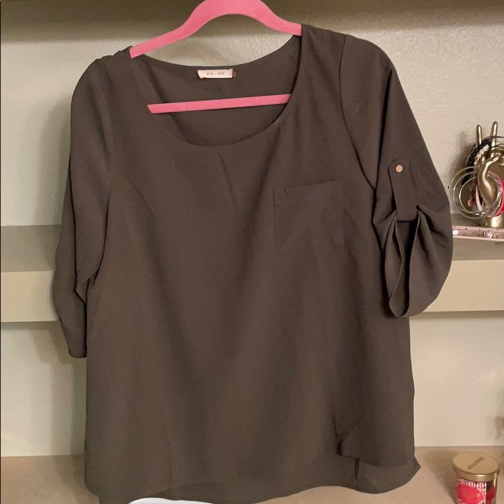 Green half sleeve shirt